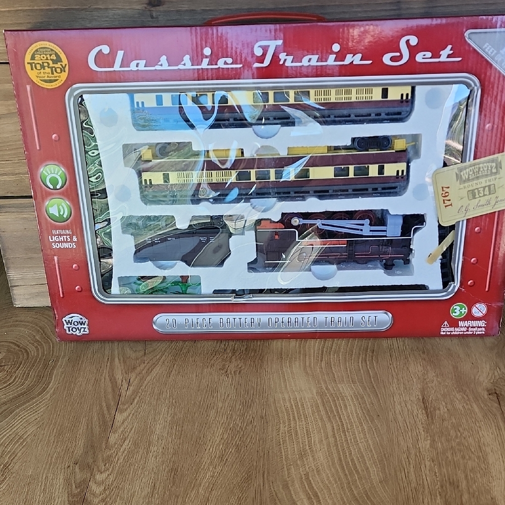 Classic 20-Piece Lights & Sound Train Set